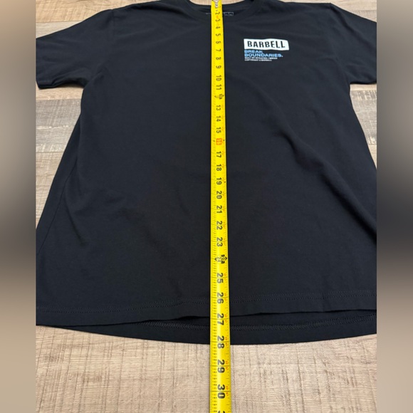 Barbell Apparel “Break Boundaries” T-Shirt with Tiger & Globe Design - Picture 5 of 5